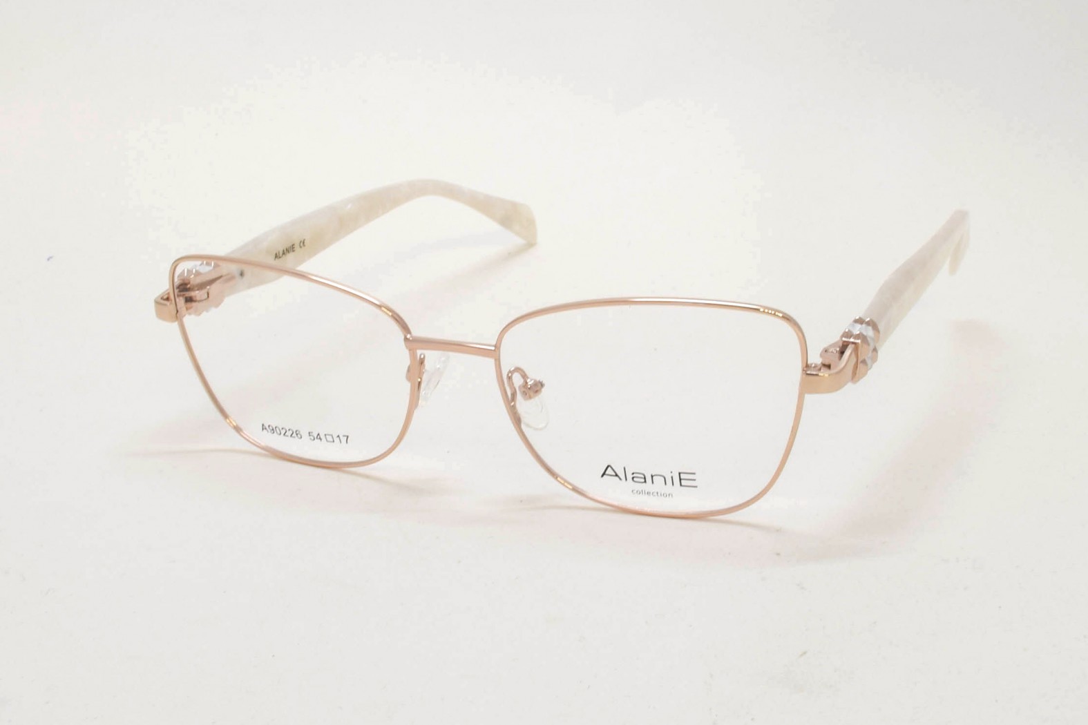 ALANIE 90226 C1